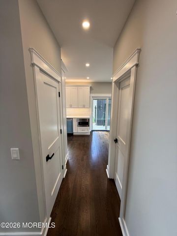 21 Bellevue Avenue, Leonardo, NJ 07737