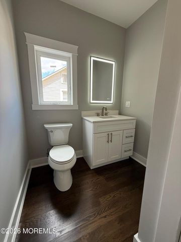 21 Bellevue Avenue, Leonardo, NJ 07737