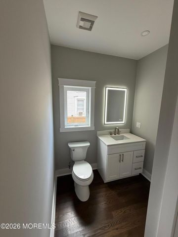 21 Bellevue Avenue, Leonardo, NJ 07737