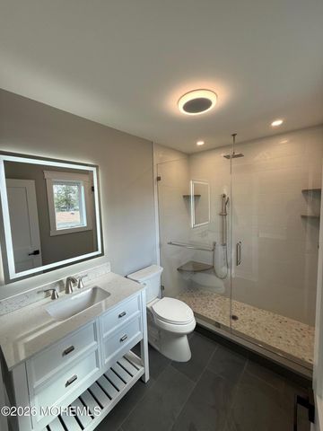 21 Bellevue Avenue, Leonardo, NJ 07737