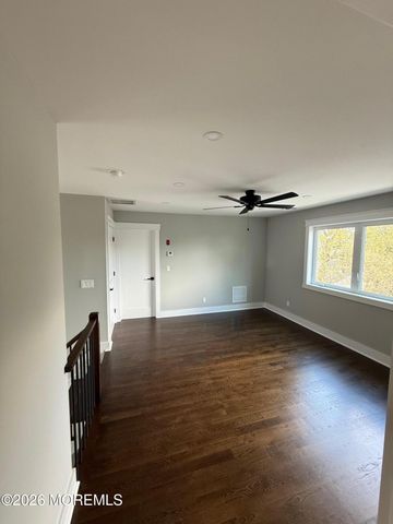 21 Bellevue Avenue, Leonardo, NJ 07737