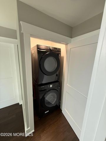 21 Bellevue Avenue, Leonardo, NJ 07737