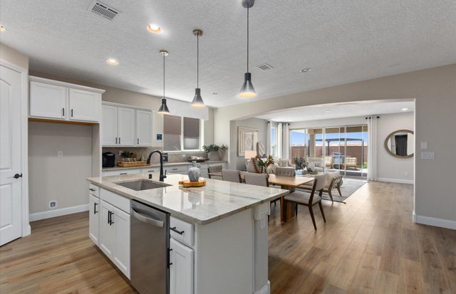 3039 Malaquita Street SE, Rio Rancho, NM 87124