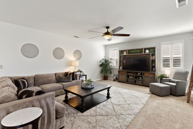 512 Alessandria Pl, Lincoln, CA 95648