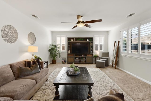 512 Alessandria Pl, Lincoln, CA 95648