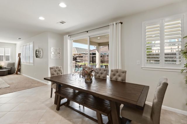 512 Alessandria Pl, Lincoln, CA 95648