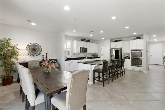 512 Alessandria Pl, Lincoln, CA 95648