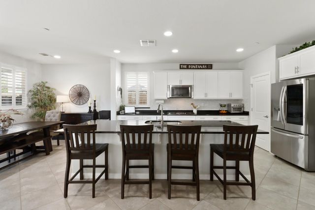 512 Alessandria Pl, Lincoln, CA 95648