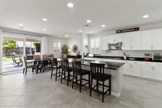 512 Alessandria Pl, Lincoln, CA 95648