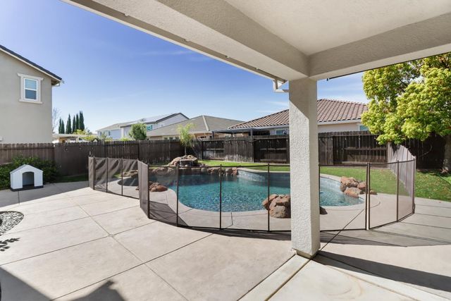 512 Alessandria Pl, Lincoln, CA 95648