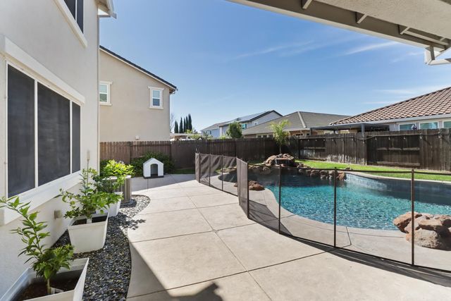 512 Alessandria Pl, Lincoln, CA 95648