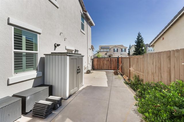 512 Alessandria Pl, Lincoln, CA 95648