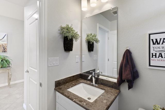 512 Alessandria Pl, Lincoln, CA 95648