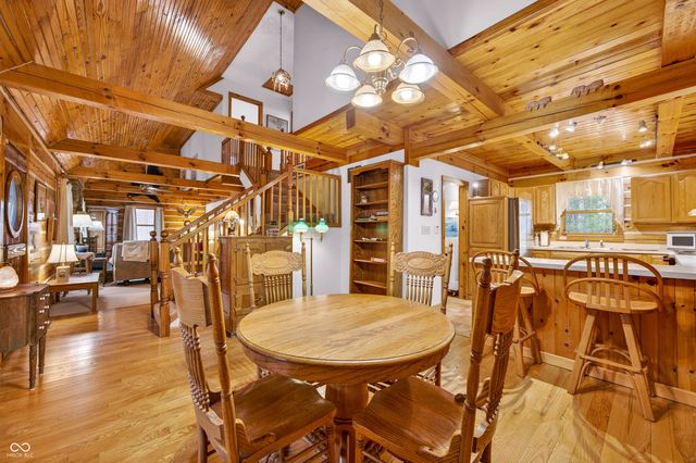 187 Cabin Creek Lane, Morgantown, IN 46160