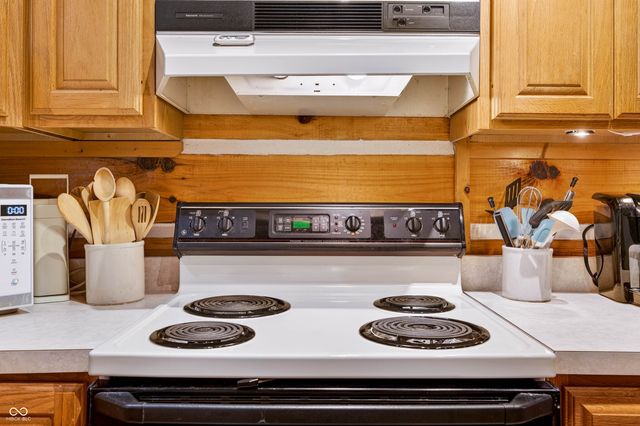 187 Cabin Creek Lane, Morgantown, IN 46160