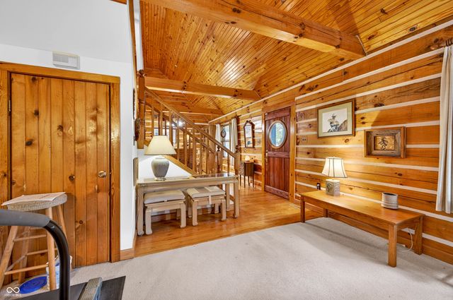 187 Cabin Creek Lane, Morgantown, IN 46160