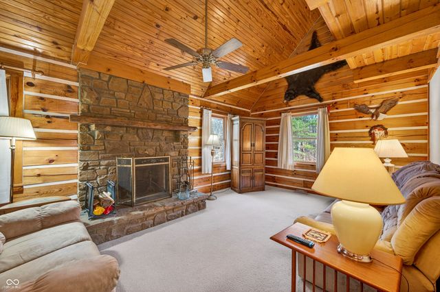 187 Cabin Creek Lane, Morgantown, IN 46160