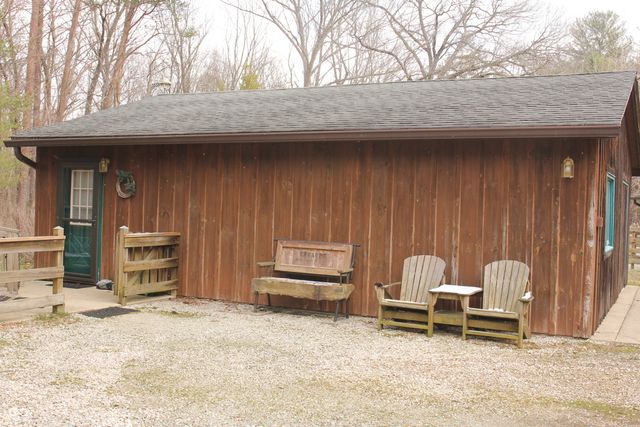 187 Cabin Creek Lane, Morgantown, IN 46160