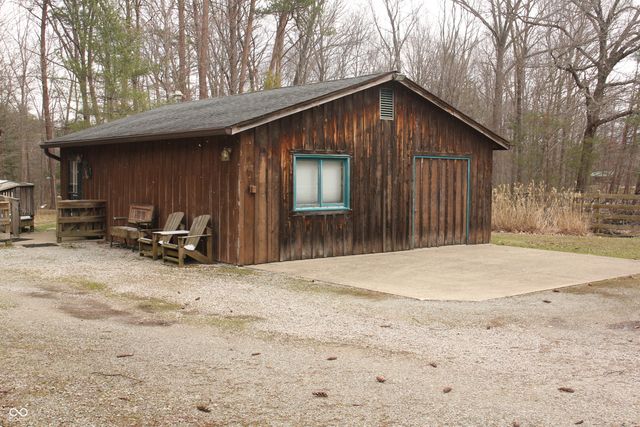 187 Cabin Creek Lane, Morgantown, IN 46160