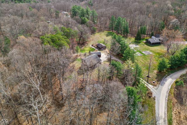 187 Cabin Creek Lane, Morgantown, IN 46160