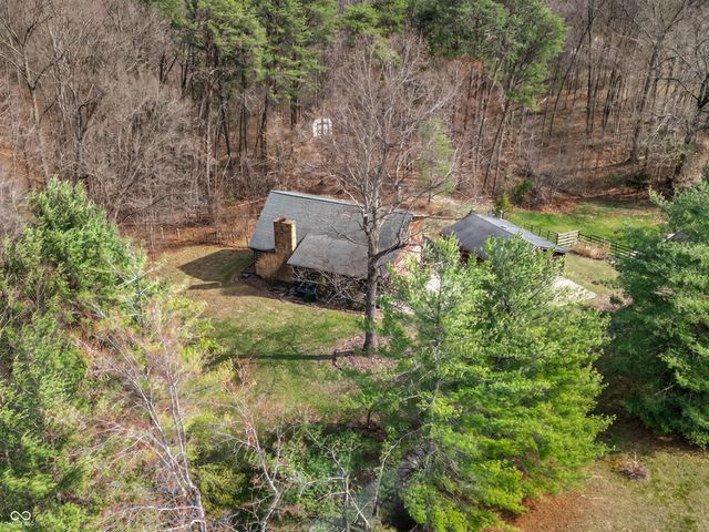 187 Cabin Creek Lane, Morgantown, IN 46160