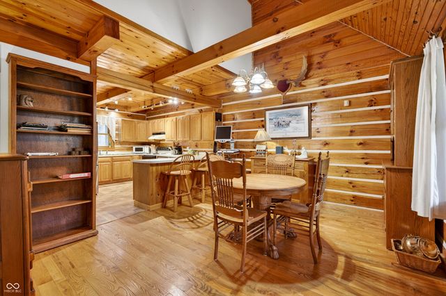 187 Cabin Creek Lane, Morgantown, IN 46160