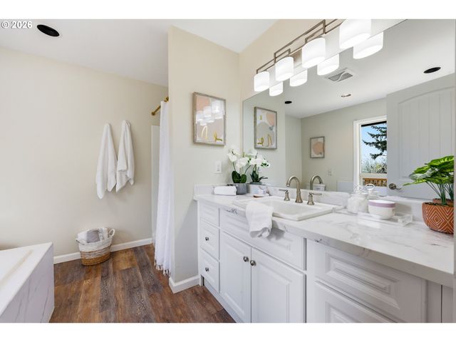 7715 Se 110TH Ave, Portland, OR 97266