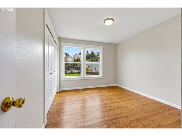 7715 Se 110TH Ave, Portland, OR 97266