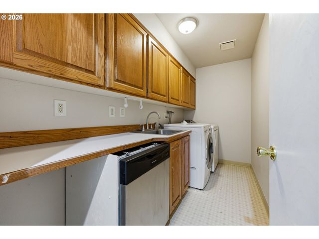 7715 Se 110TH Ave, Portland, OR 97266