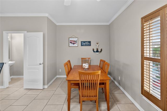 14202 ENCANTADA Ave 504, Corpus Christi, TX 78418