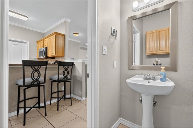 14202 ENCANTADA Ave 504, Corpus Christi, TX 78418