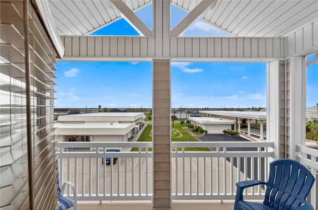 14202 ENCANTADA Ave 504, Corpus Christi, TX 78418