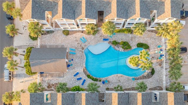 14202 ENCANTADA Ave 504, Corpus Christi, TX 78418