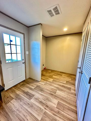 343 Bungalow Dr, Dandridge, TN 37725