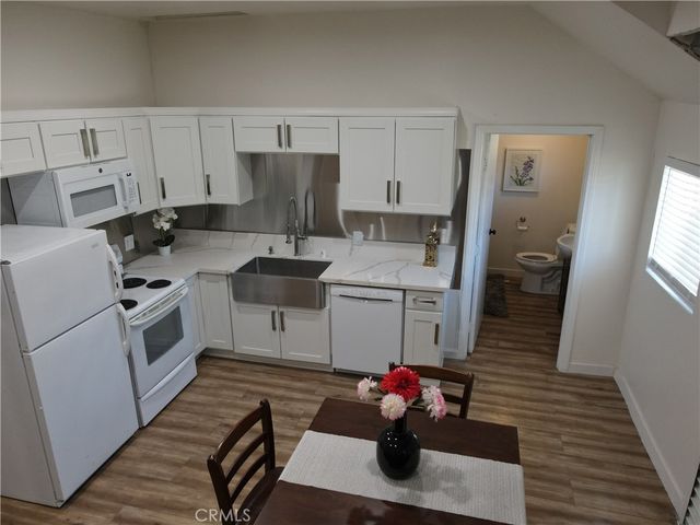 6937 Perris Hill Park, San Bernardino, CA 92404