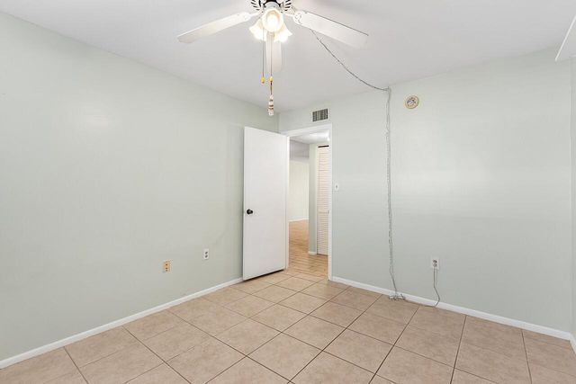 1100 Ponce De Leon Circle N210, Vero Beach, FL 32960