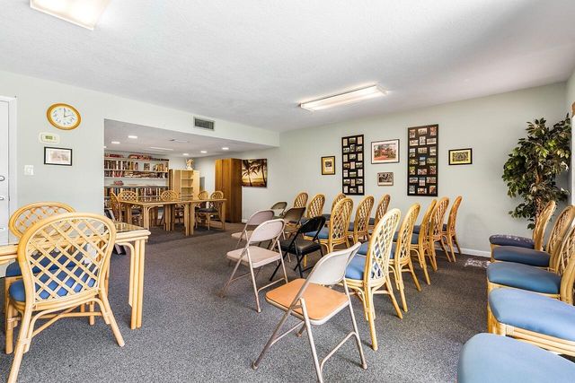 1100 Ponce De Leon Circle N210, Vero Beach, FL 32960