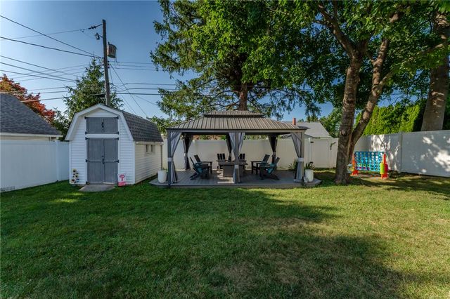 557 Ellen Street, Hellertown Boro, PA 18055