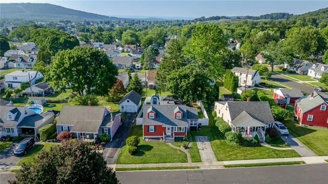 557 Ellen Street, Hellertown Boro, PA 18055