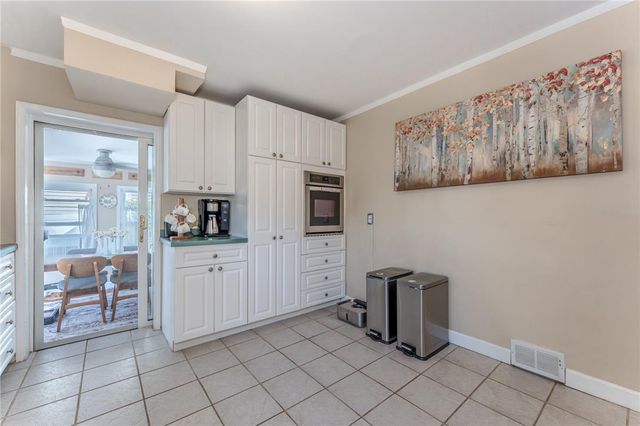557 Ellen Street, Hellertown Boro, PA 18055