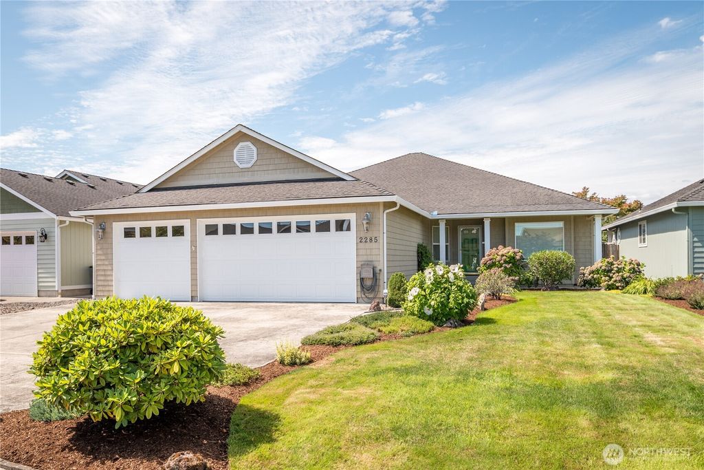 2285 Nicola Lane, Longview, WA 98632