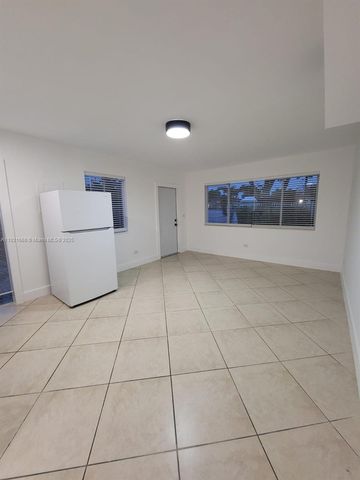 2359 NW 32nd St, Miami, FL 33142