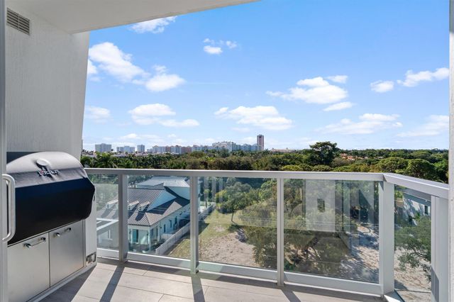 485 E Royal Palm Road 604, Boca Raton, FL 33432