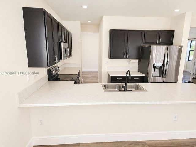 3506 W 106th Ter, Hialeah, FL 33018