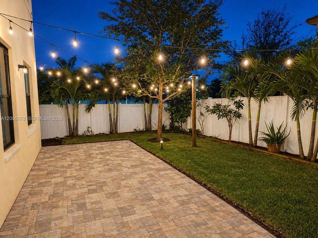 3506 W 106th Ter, Hialeah, FL 33018