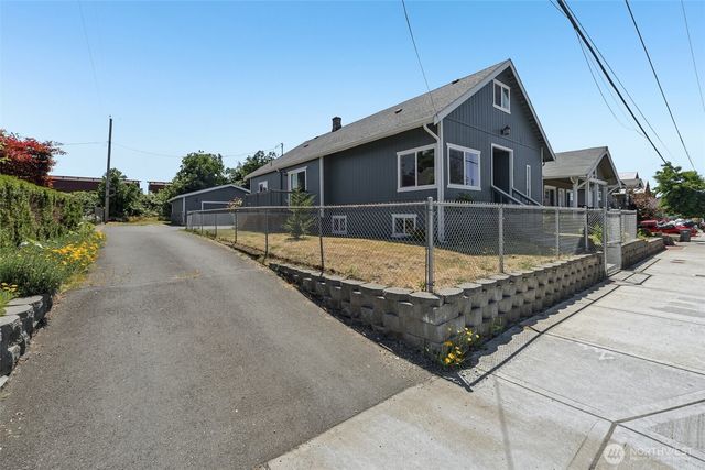 806 4th Street SE, Auburn, WA 98002
