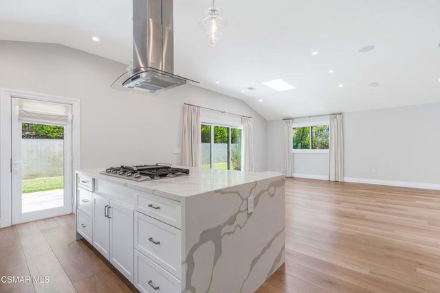 3214 Fermi Drive, Topanga, CA 90290