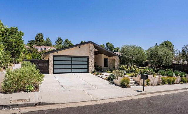 3214 Fermi Drive, Topanga, CA 90290
