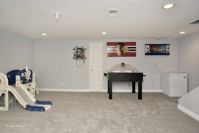 4560 Mackinac Street, Lake In The Hills, IL 60156