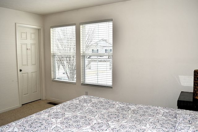 1922 Lakecrest Drive, Columbus, IN 47201